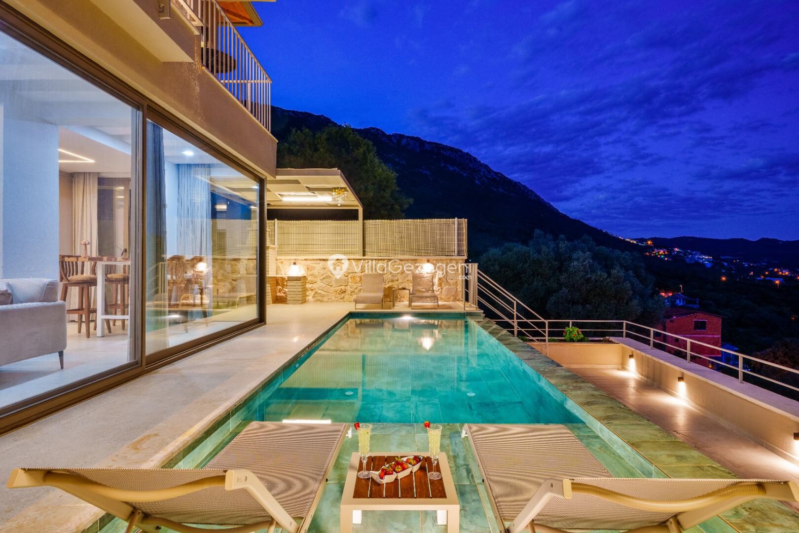 Villa Lumina — 23