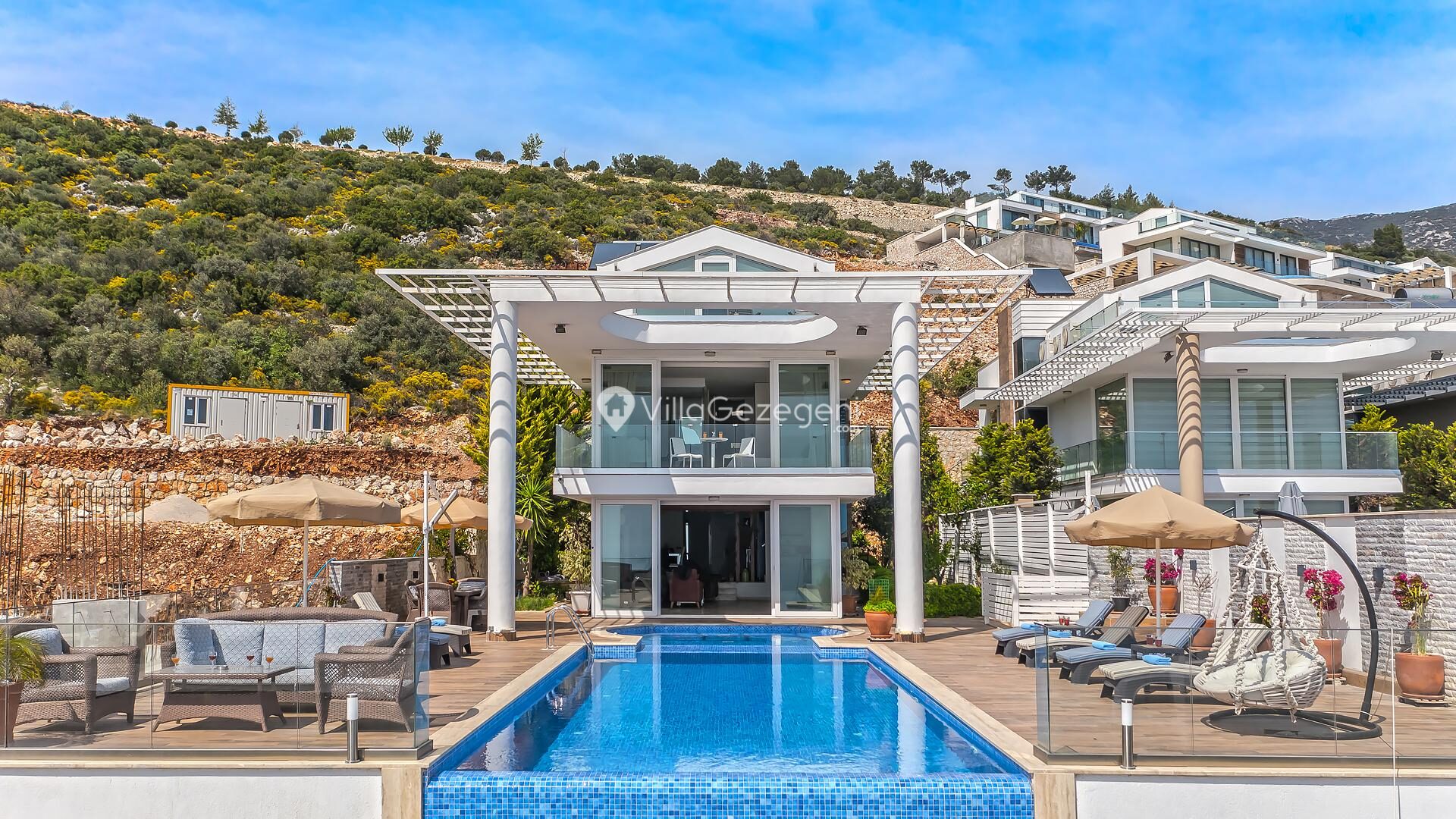 Villa Hillside 3 — 64