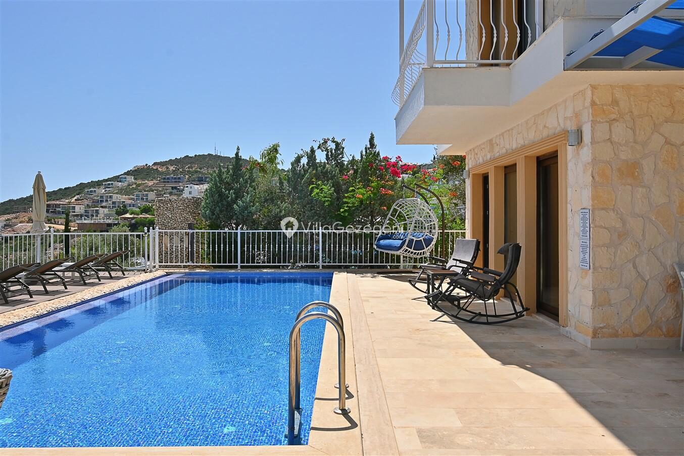 Villa Dionysus — 3