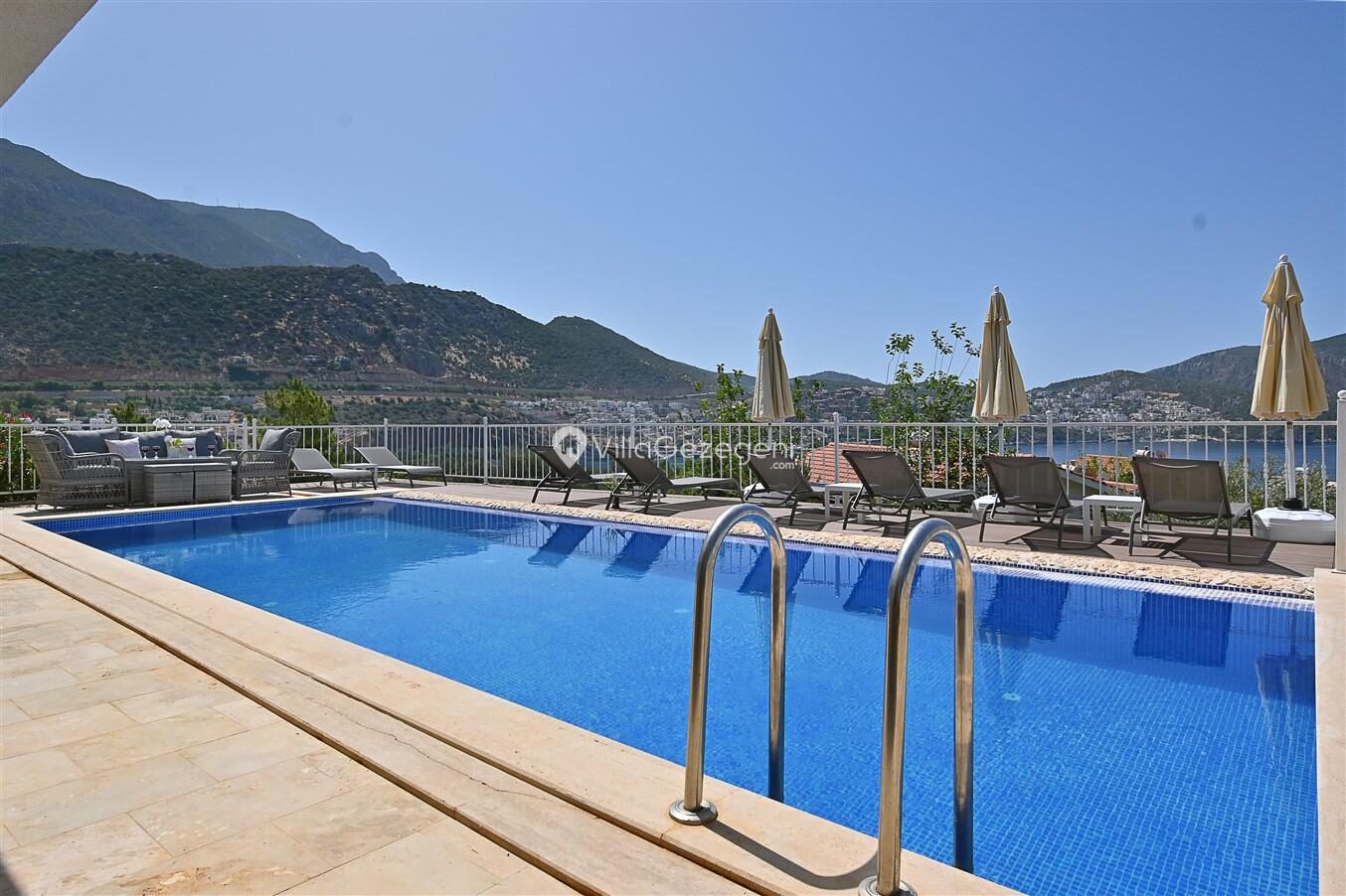 Villa İris — 9