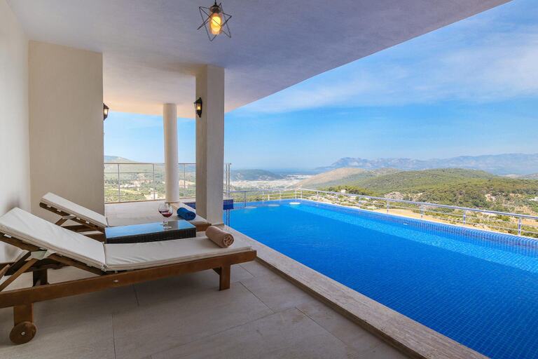 Villa Hills Excellence — 3