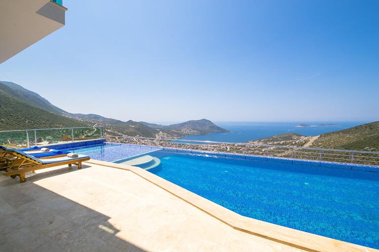 Villa Hills Şato — 3