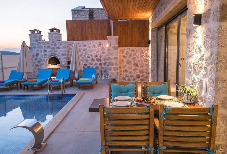 Villa Sur — 2