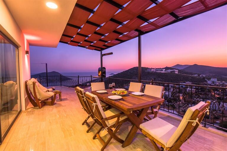 Villa Therapy — 2