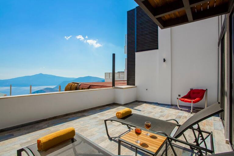 Villa Gece — 2