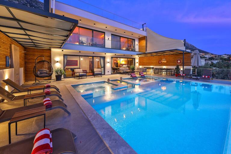 Villa Rosso — 2