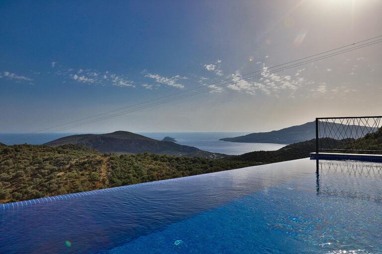Villa Tria — 2