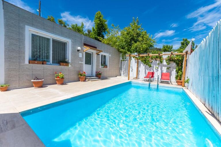 Villa Pandora 1 — 2
