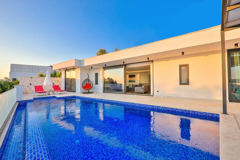 Villa Azure — 3