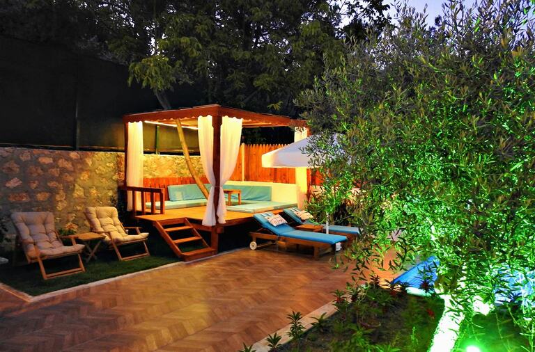 Villa Rayna — 2
