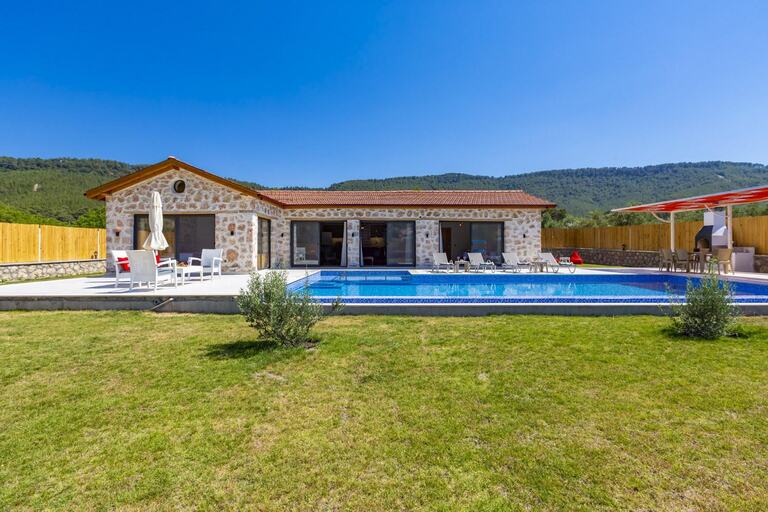 Villa Blue Bird — 1