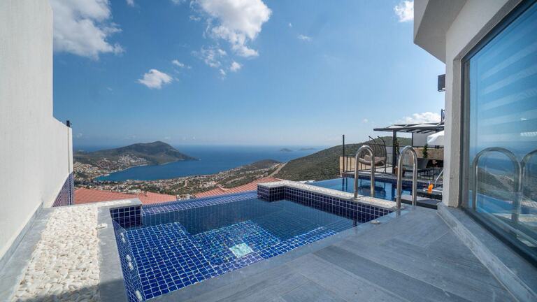 Villa Elif Akbel — 3