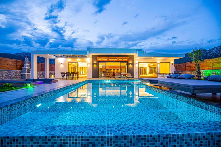 Villa Bahamas — 1