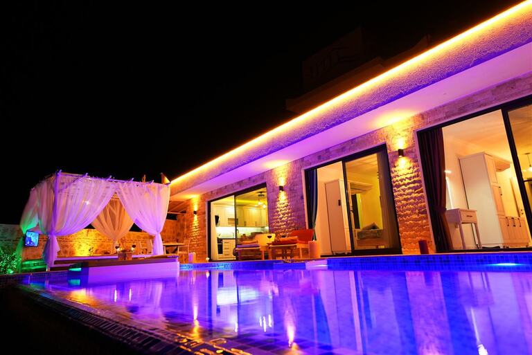 Villa Hills Münih — 2