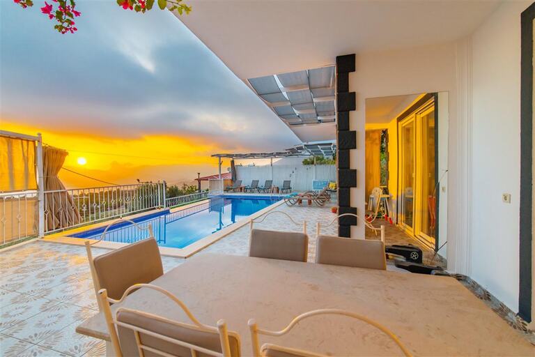 Villa Atlas — 2