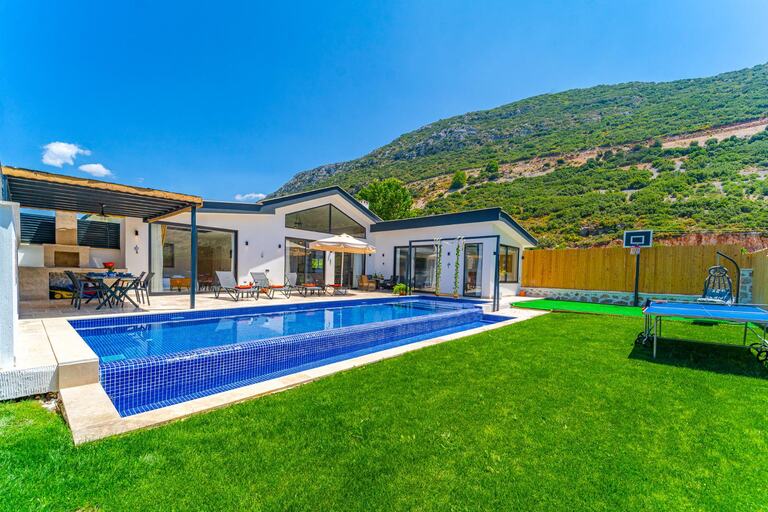 Villa Dorya — 1