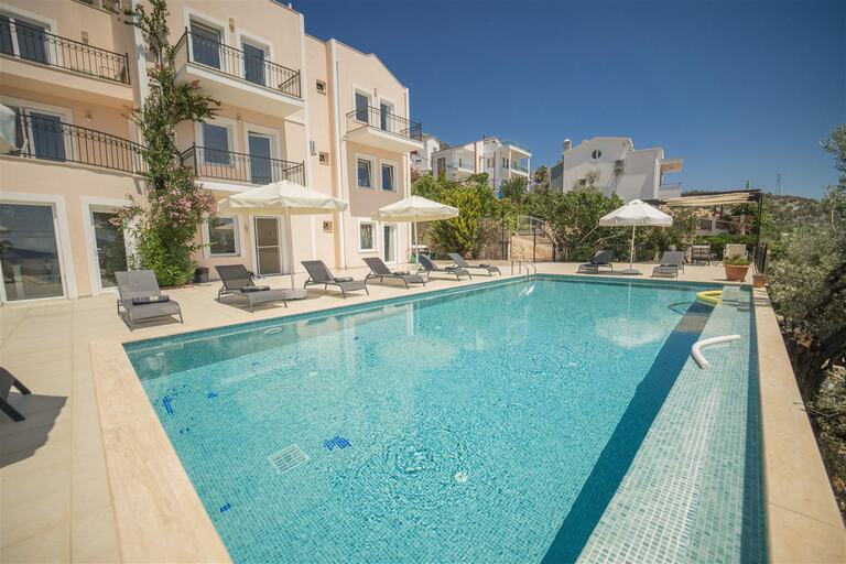 Villa Abis — 1