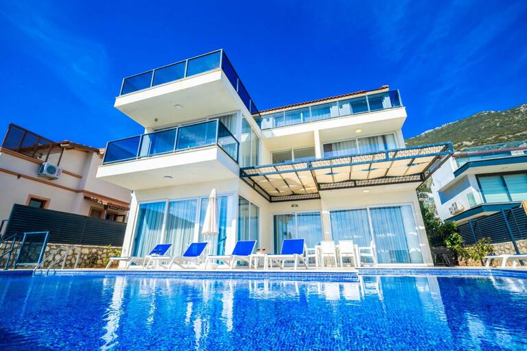 Villa Platos — 3