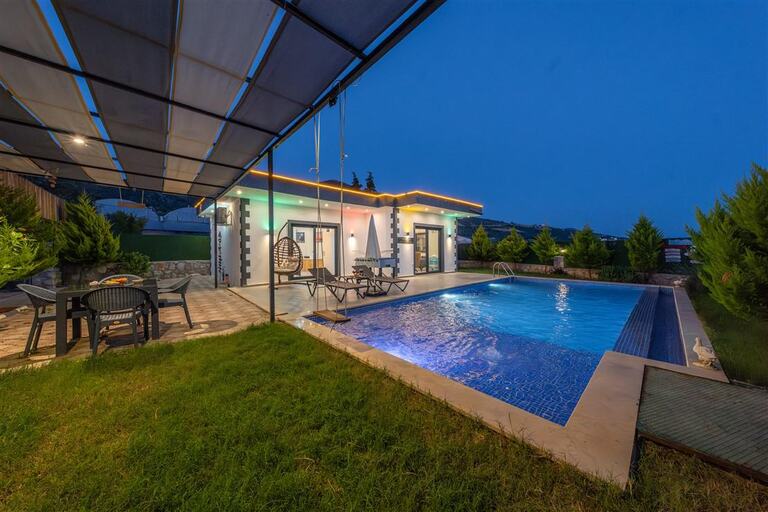 Villa İron — 2
