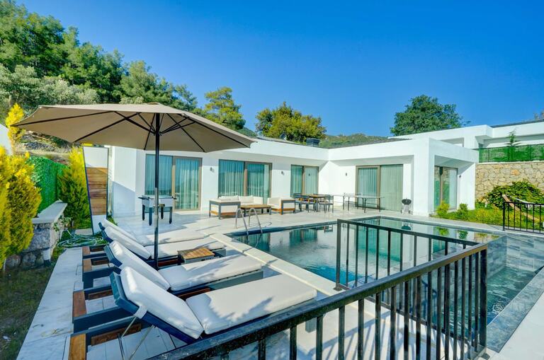Villa Neptune 2 — 2