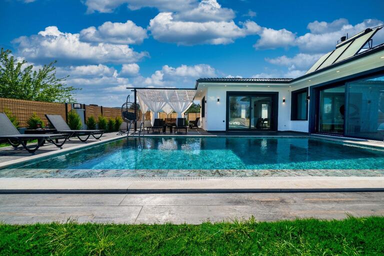 Villa Elysian House — 2