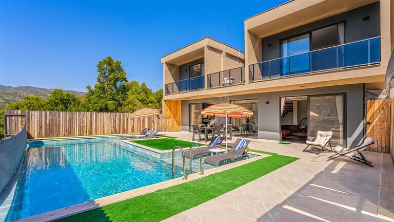 Villa Lavanz — 2