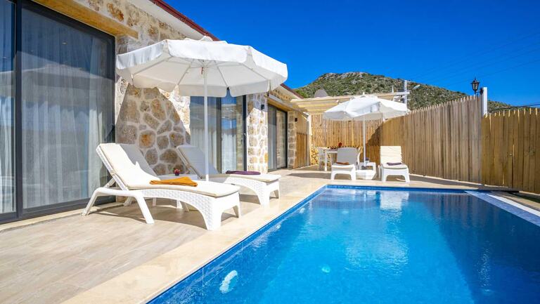 Villa Pamir — 1
