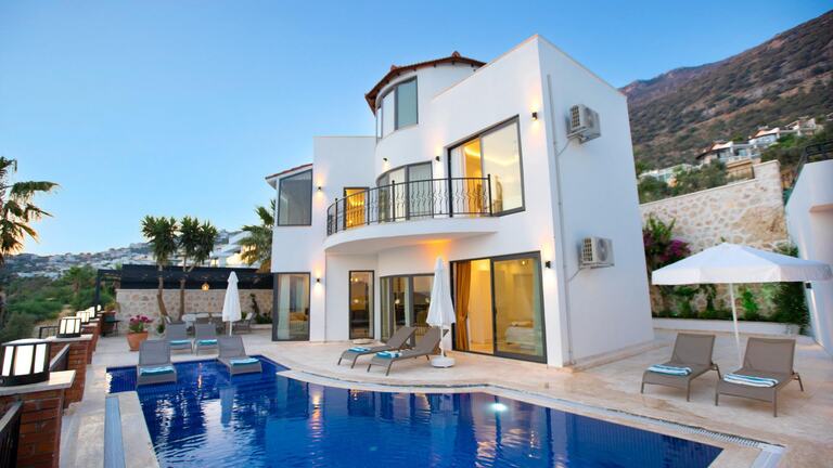Villa Quinn — 1