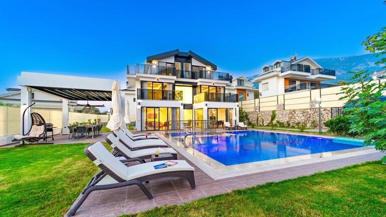 Villa Balkan 1 — 3