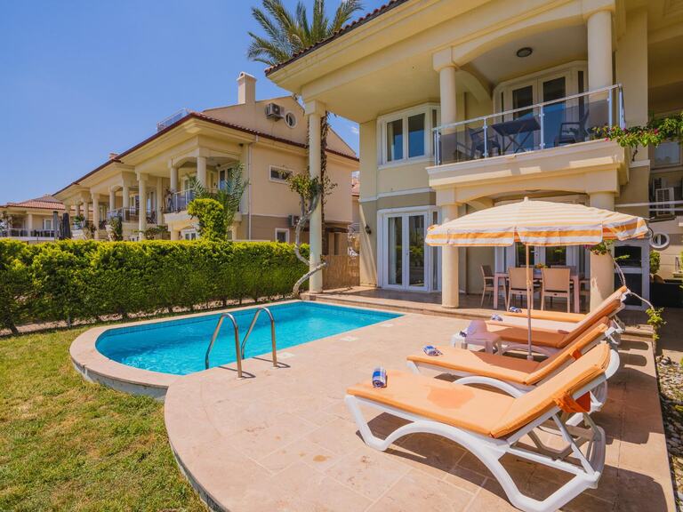 Villa Pearl 4 — 2