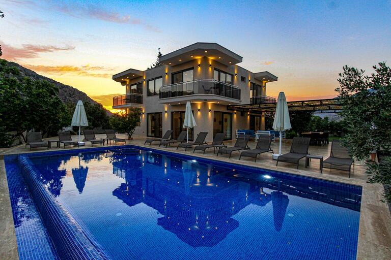 Villa Aristo — 2