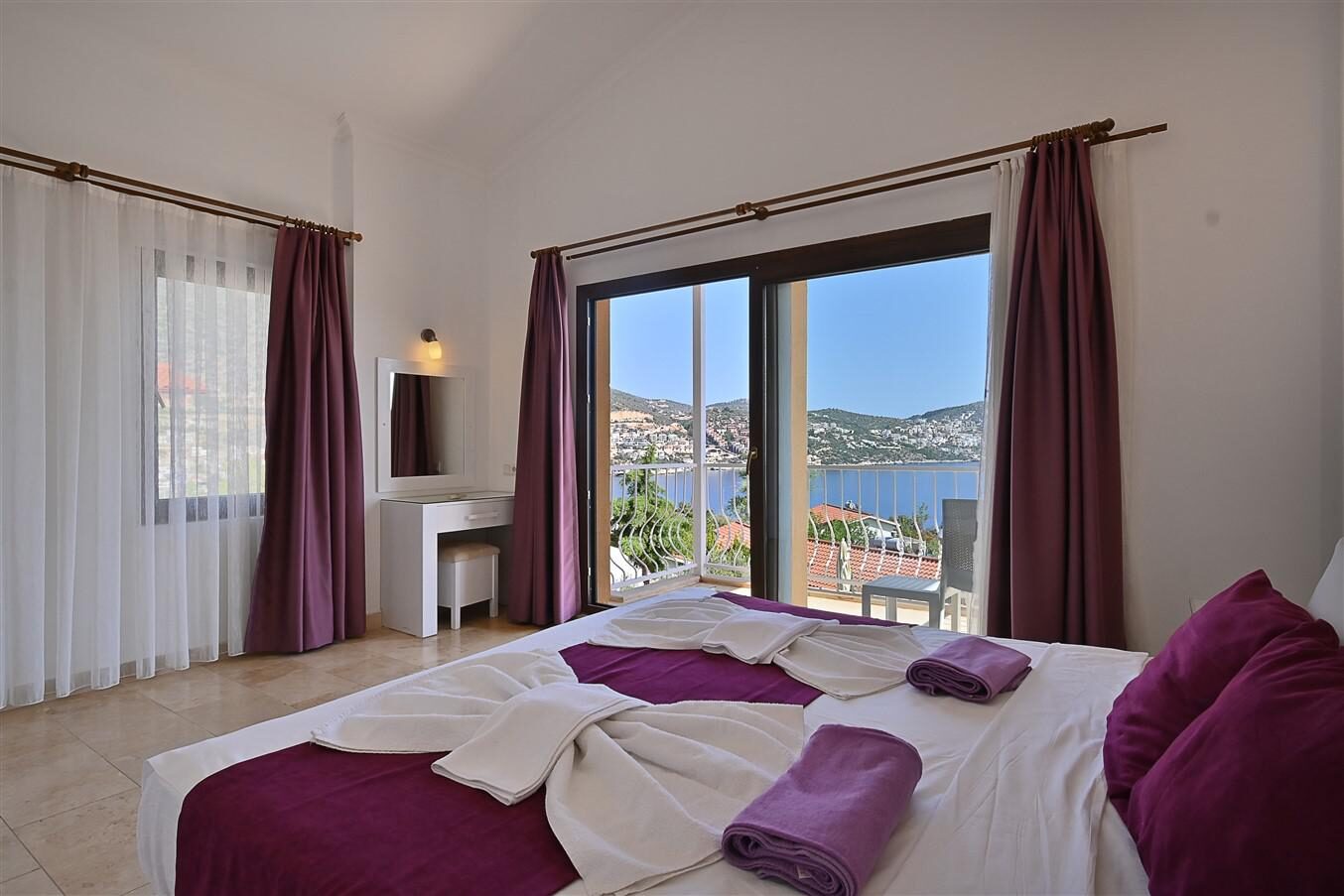 Villa Dionysus — 44