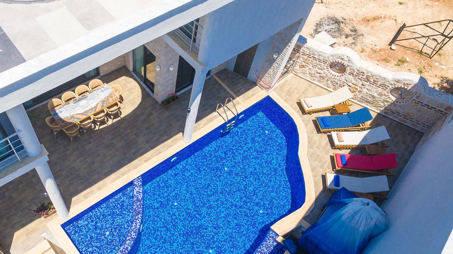 Villa Hills Excellence — 24