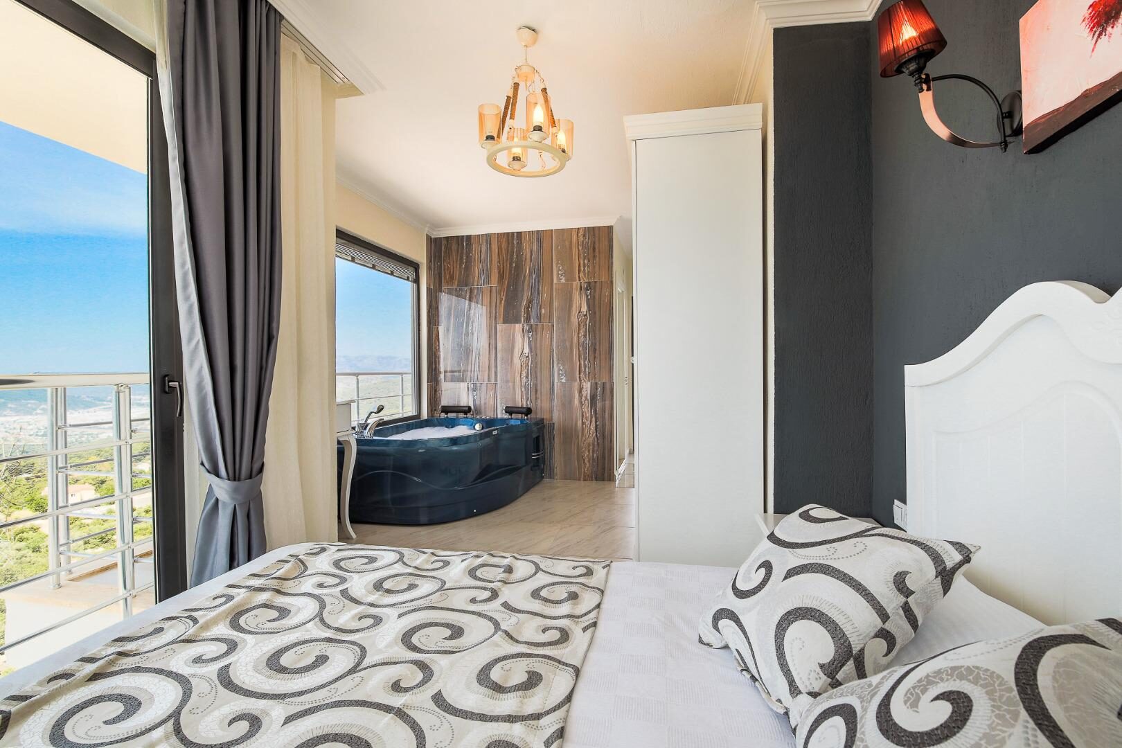 Villa Hills Excellence — 55