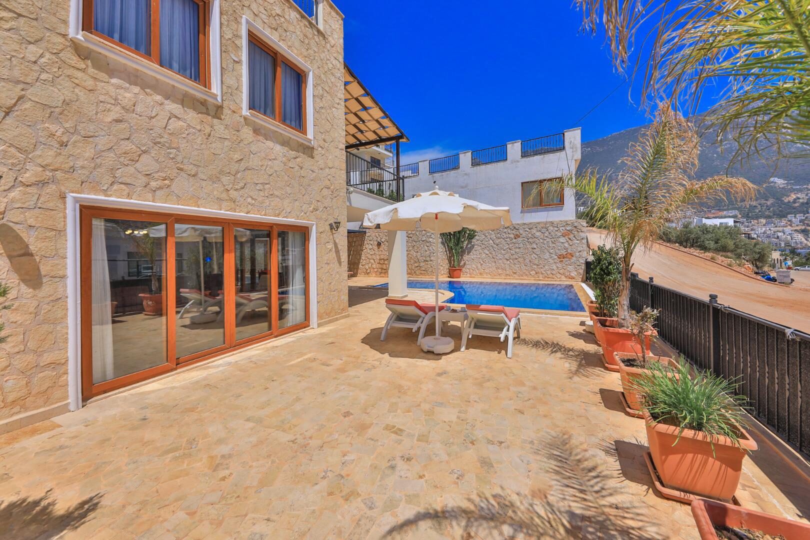 Villa Serta — 9