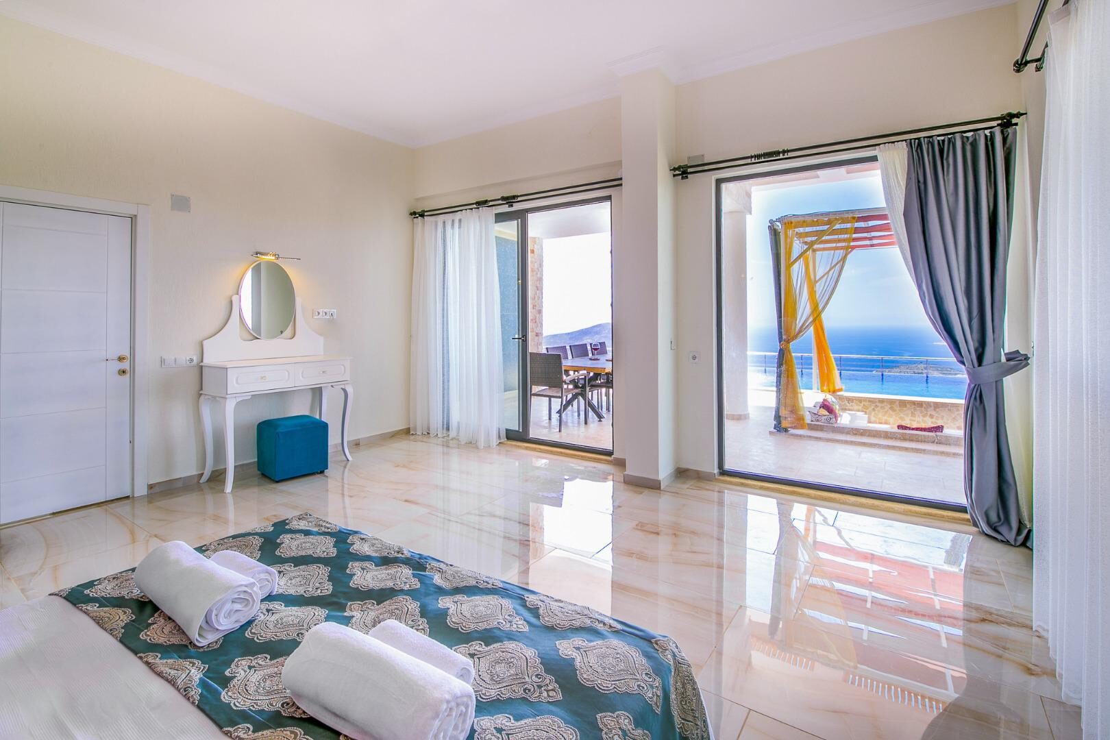 Villa Hills Şato — 57