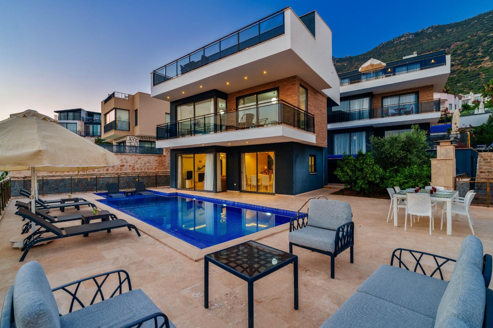 Villa Vala — 8