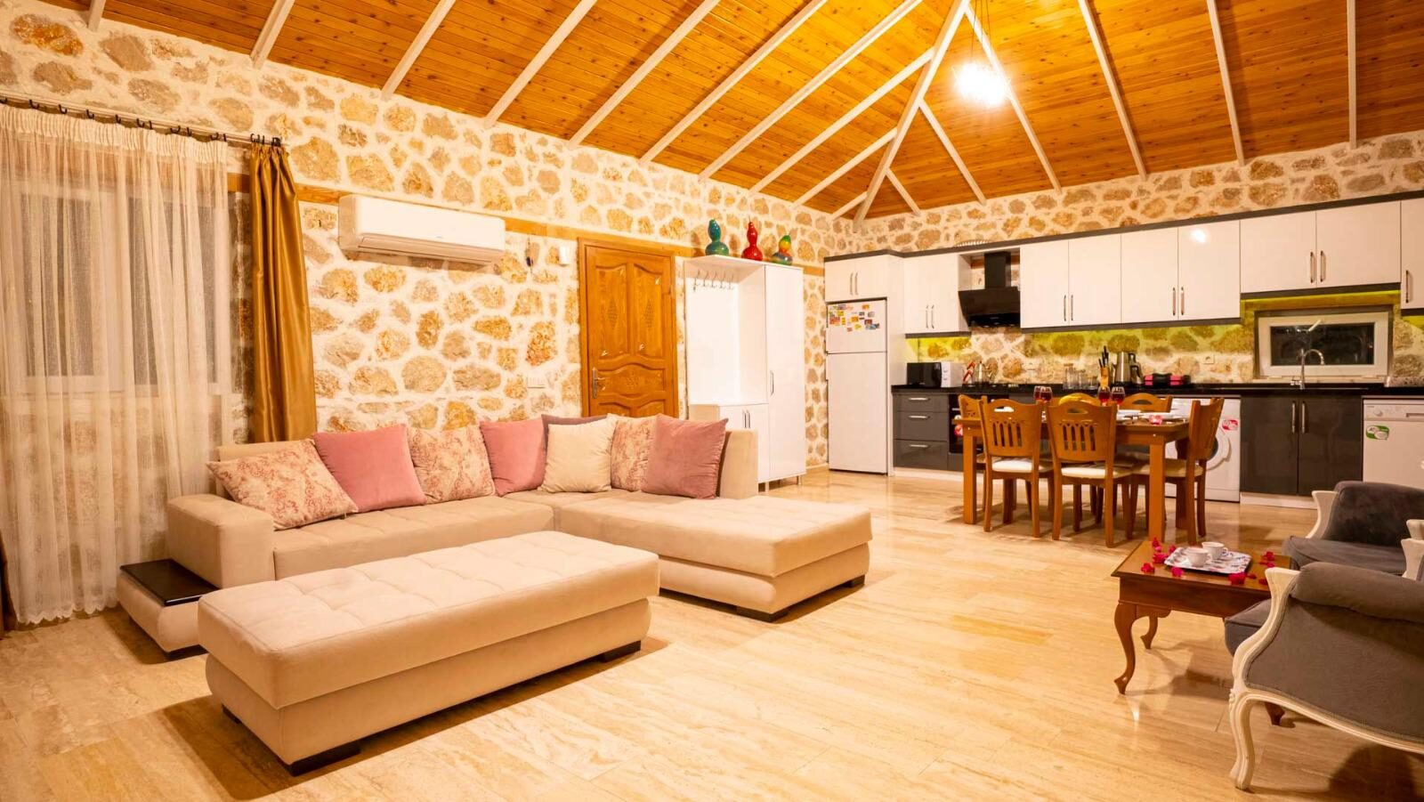 Villa Atilla — 16