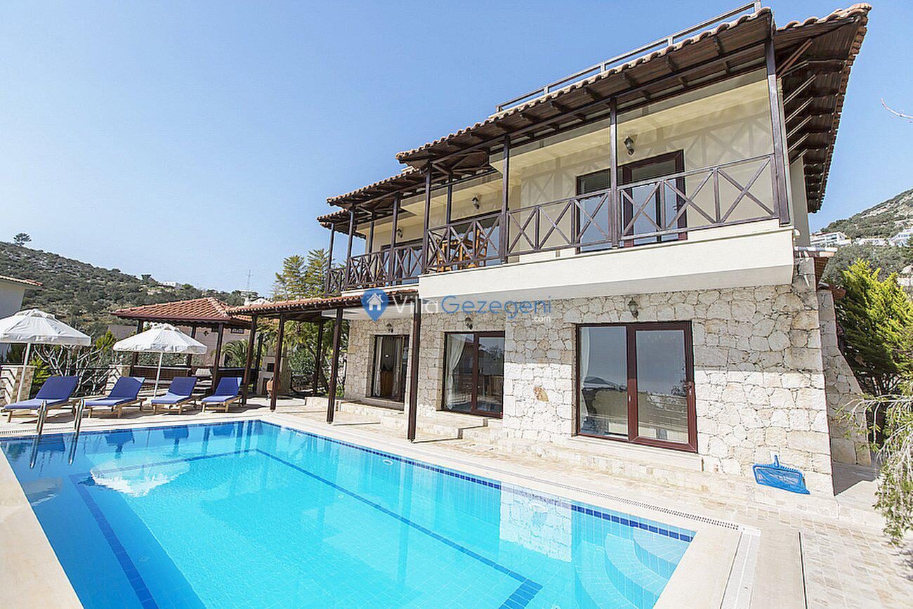 Villa Otantik — 3
