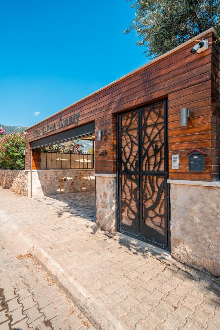 Villa Safran County — 8