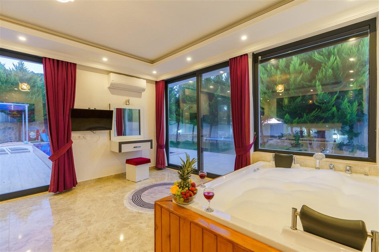 Villa Saha — 30