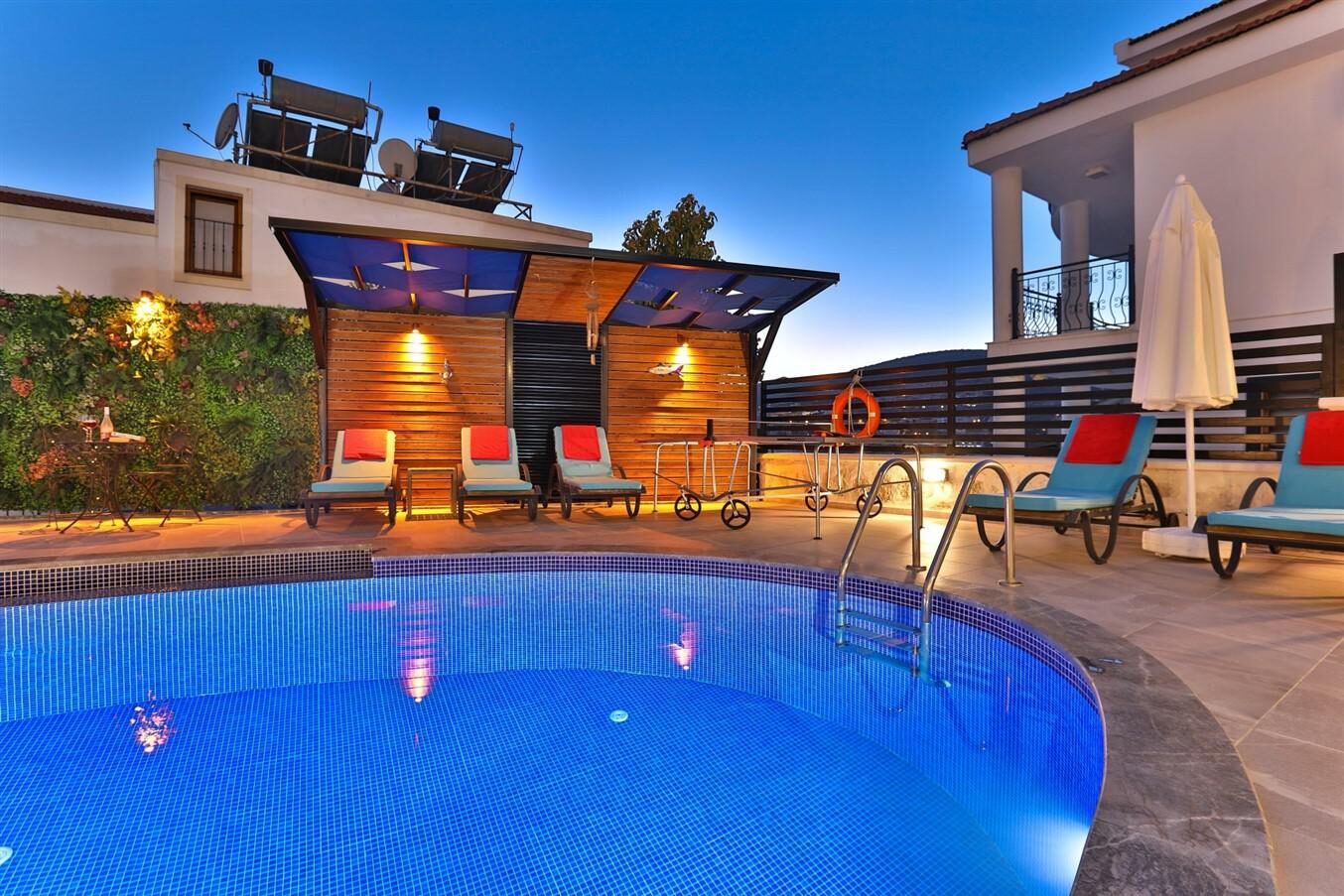 Villa Lotus — 5
