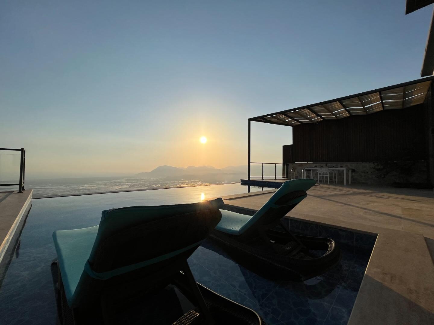 Villa Bal Arısı