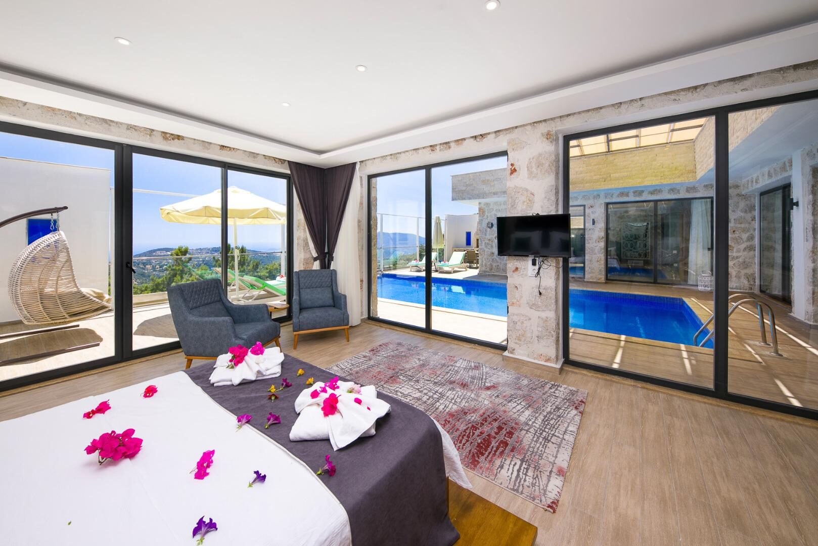 Villa Narin 8 — 18