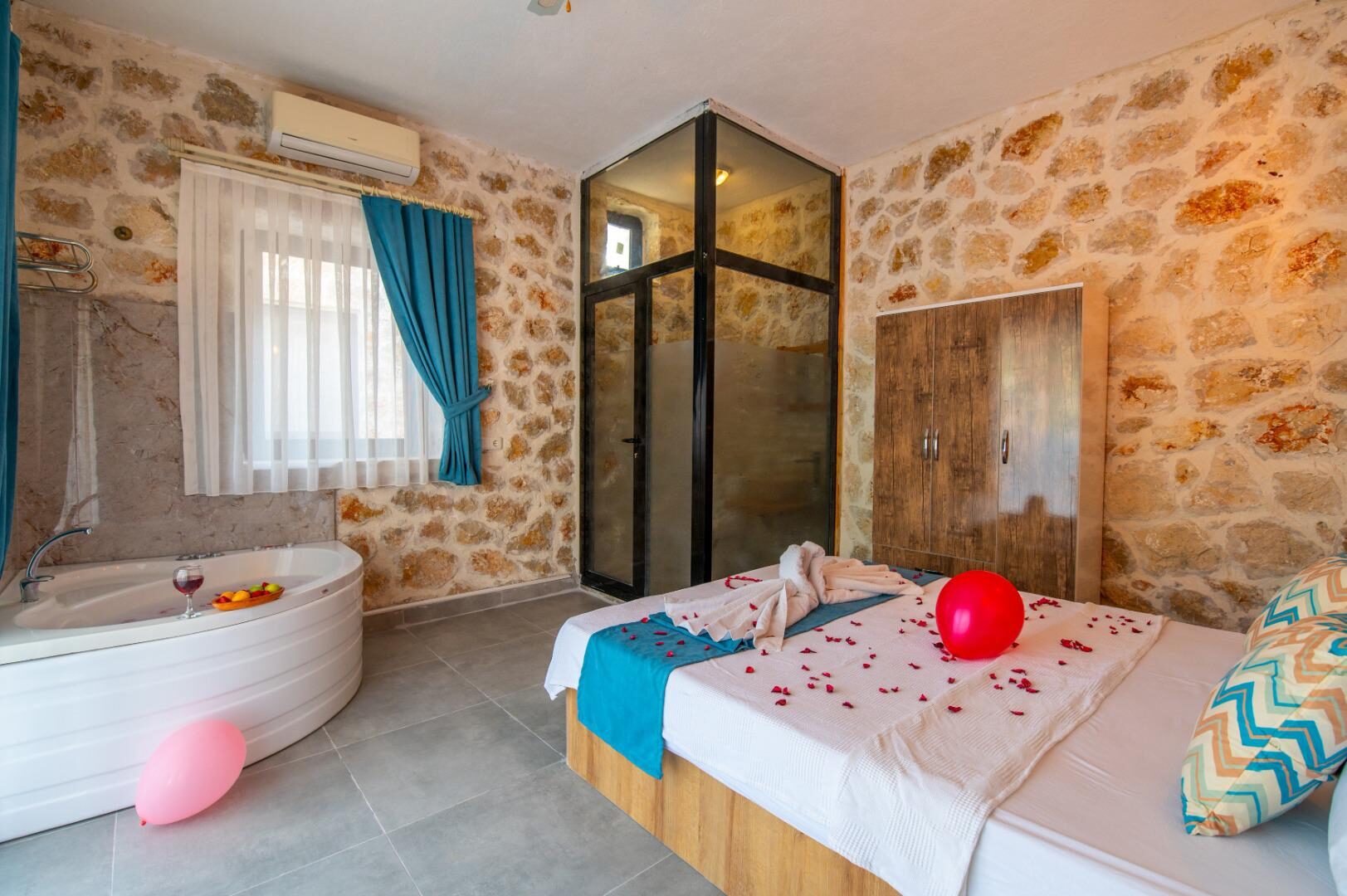 Villa Stone House 2 — 48