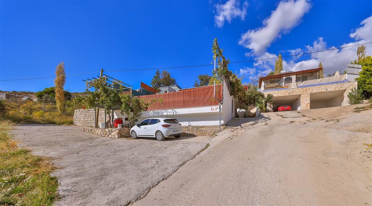 Villa Rainbow — 4