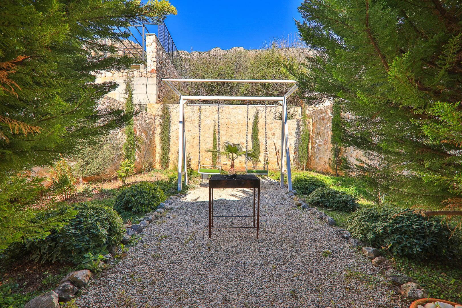Villa Felix — 41