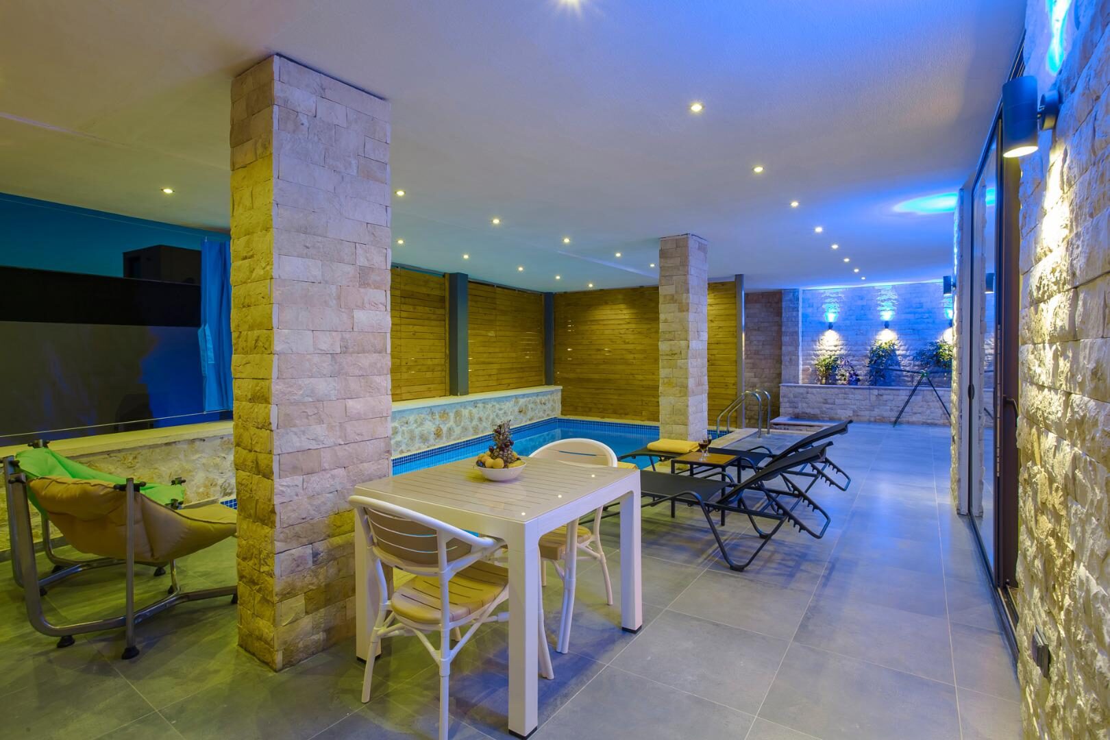 Villa Tarz — 3