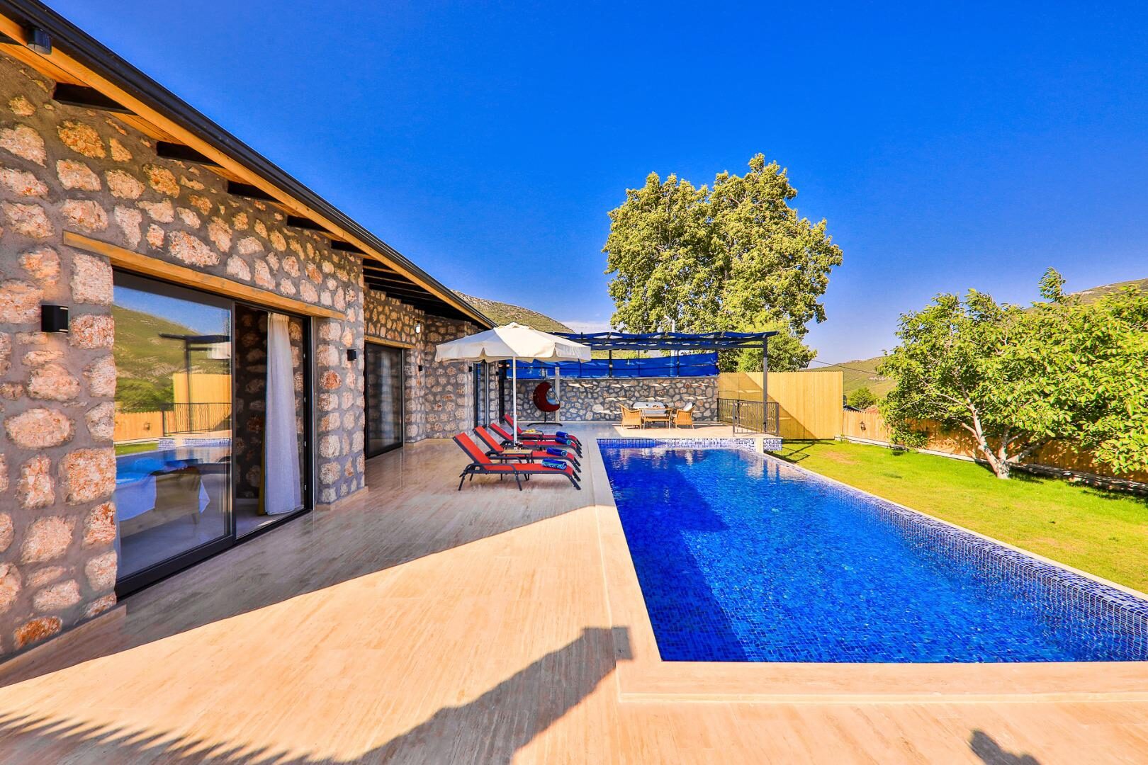 Villa Azra Naz — 9