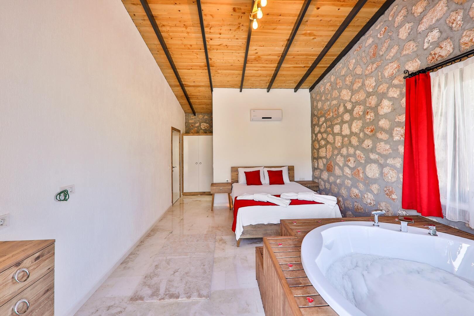 Villa Azra Naz — 15